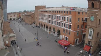 Ferrara - Piazza Trento e Trieste