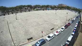 Floriana Granaries - il-Fosos