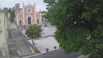 Arpaise - Piazza Santi Cosma e Damiano