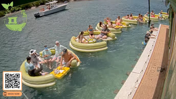 Floating Taco Boat - Coral Bay
