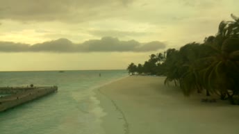 Maldives - Meeru Island Beach